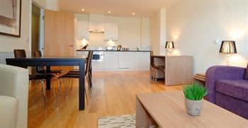 Serviced Apartment Reading